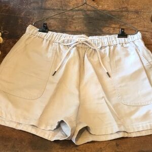 0226 Cynthia Rowley Khaki Women's Shorts; VGUC size L